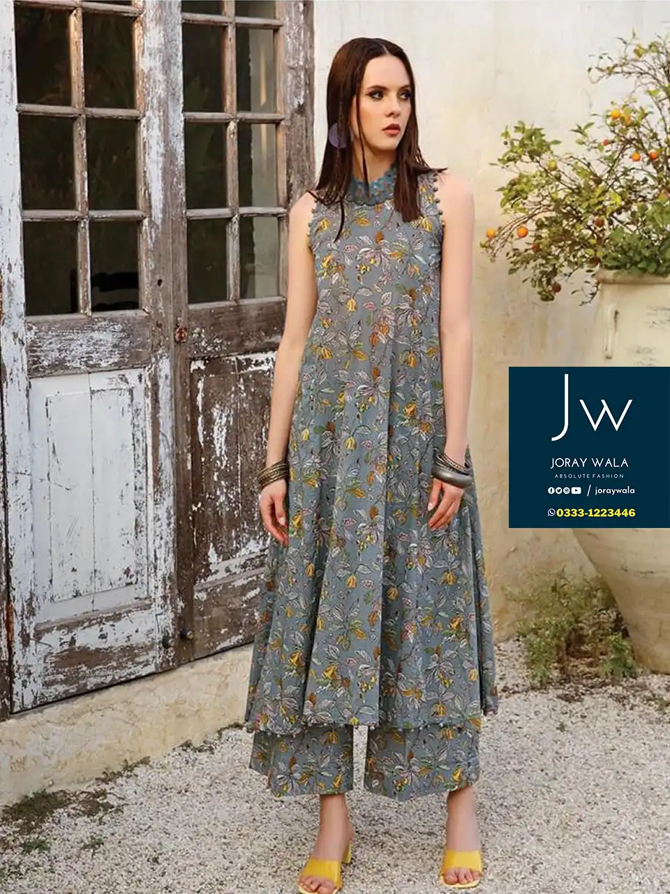 Digital Printed Swiss Lawn D25 with free delivery available at joraywala