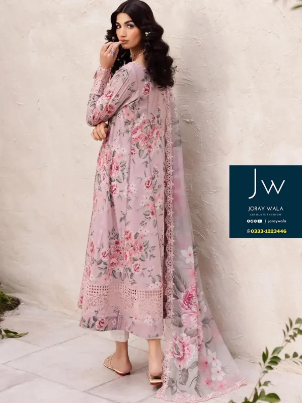 Fancy Lawn Iznik Dalfah D9 model wearing a pink beutiful floral dress available at joraywala