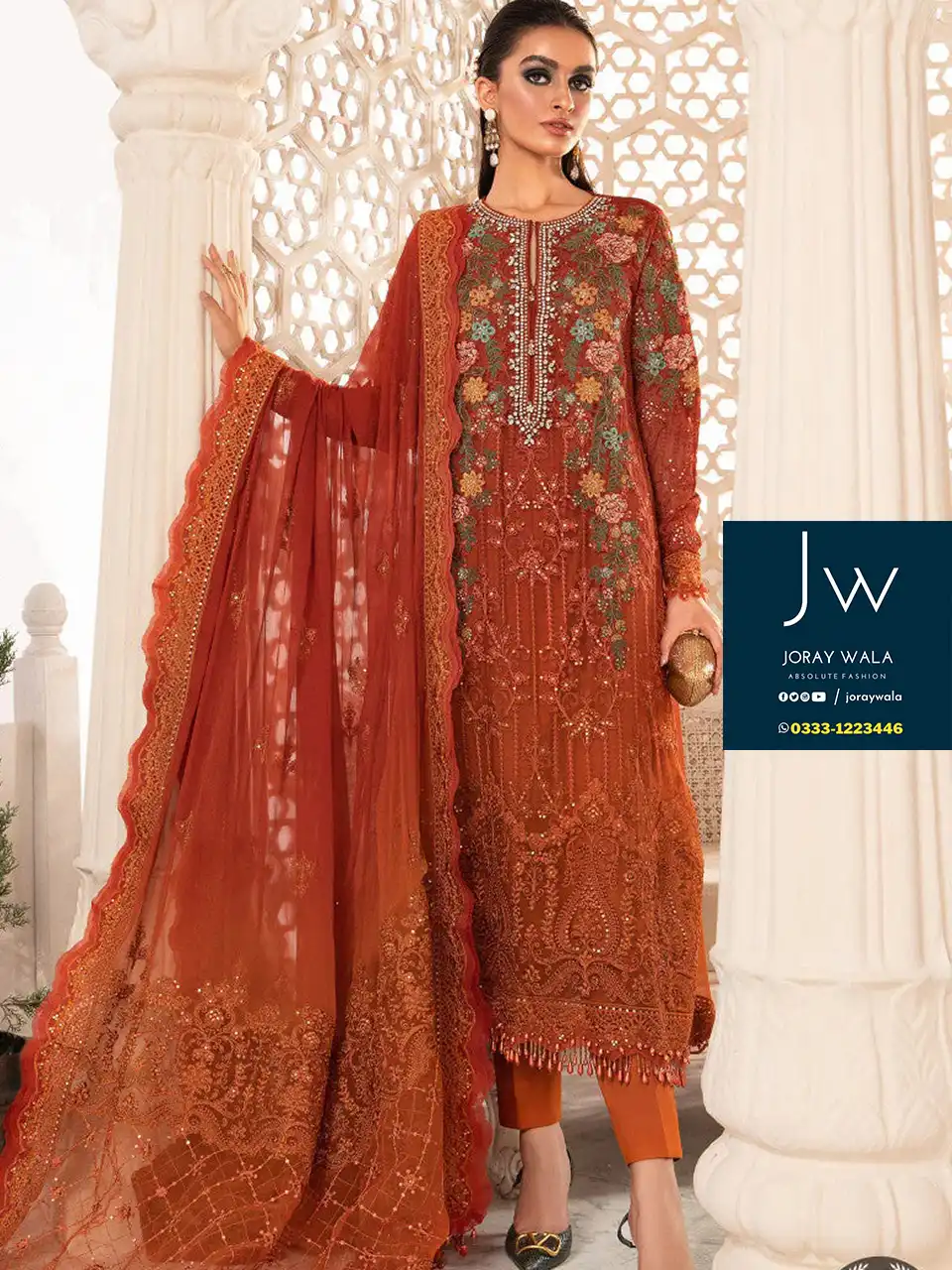 Partywear fancy lawn MBD05-S22 model wearing a beautiful maria b 3 pcs partywear suit available at joraywala