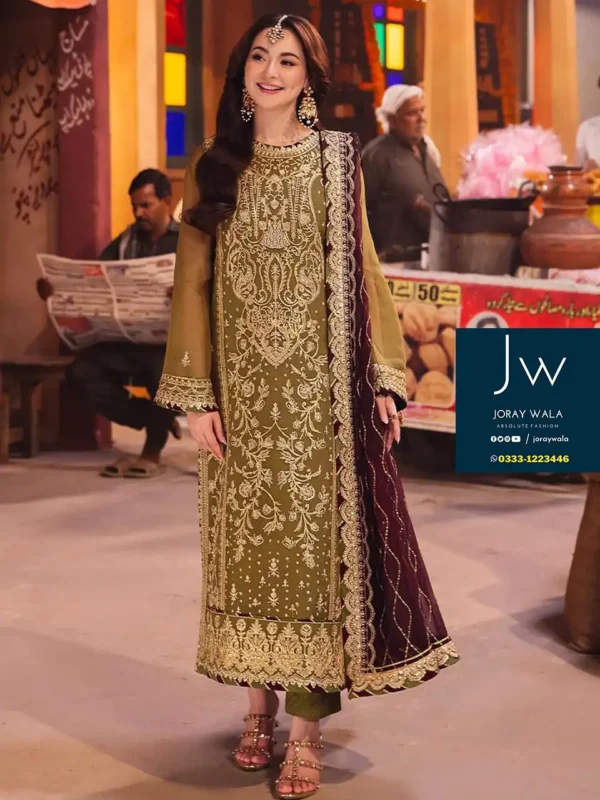 hania amir wearing a beautiful Partywear emb. chickankari 3 pcs suit, available at joraywala with free delivery all over Pakistan